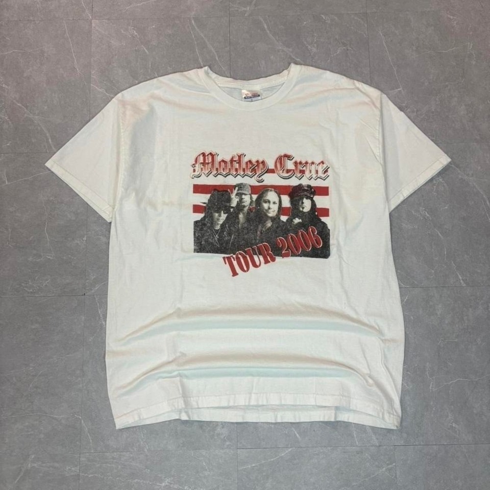 White‎ Motley Crue 2006 Tour Band T-Shirt #bandtee